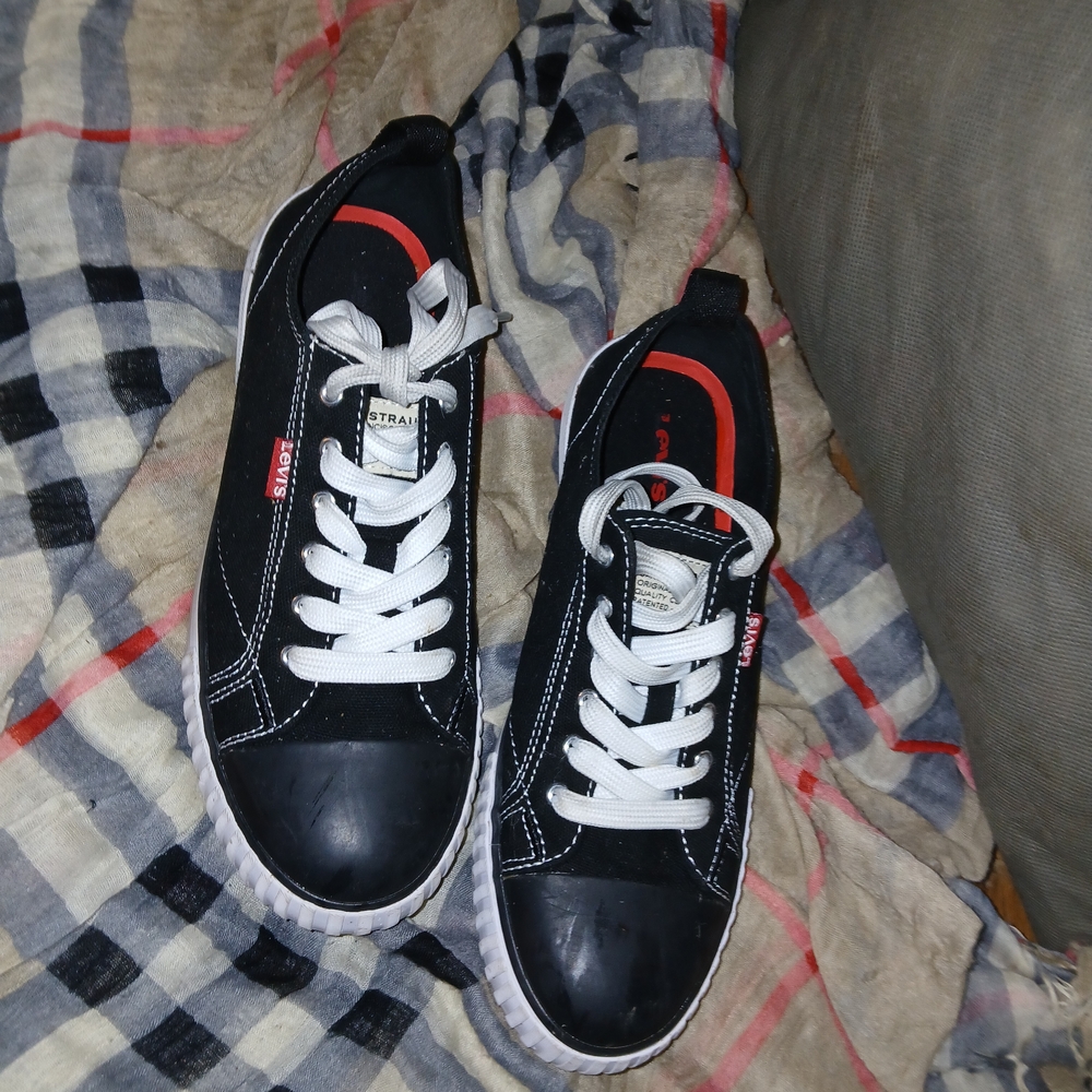 Levi's Black and White Women's Sneakers